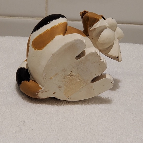 Ceramic Cat Figurine - Picture 8 of 8